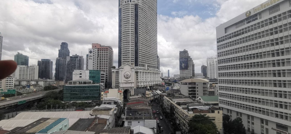 เจมส์ ทาวเวอร์ GEMS TOWER