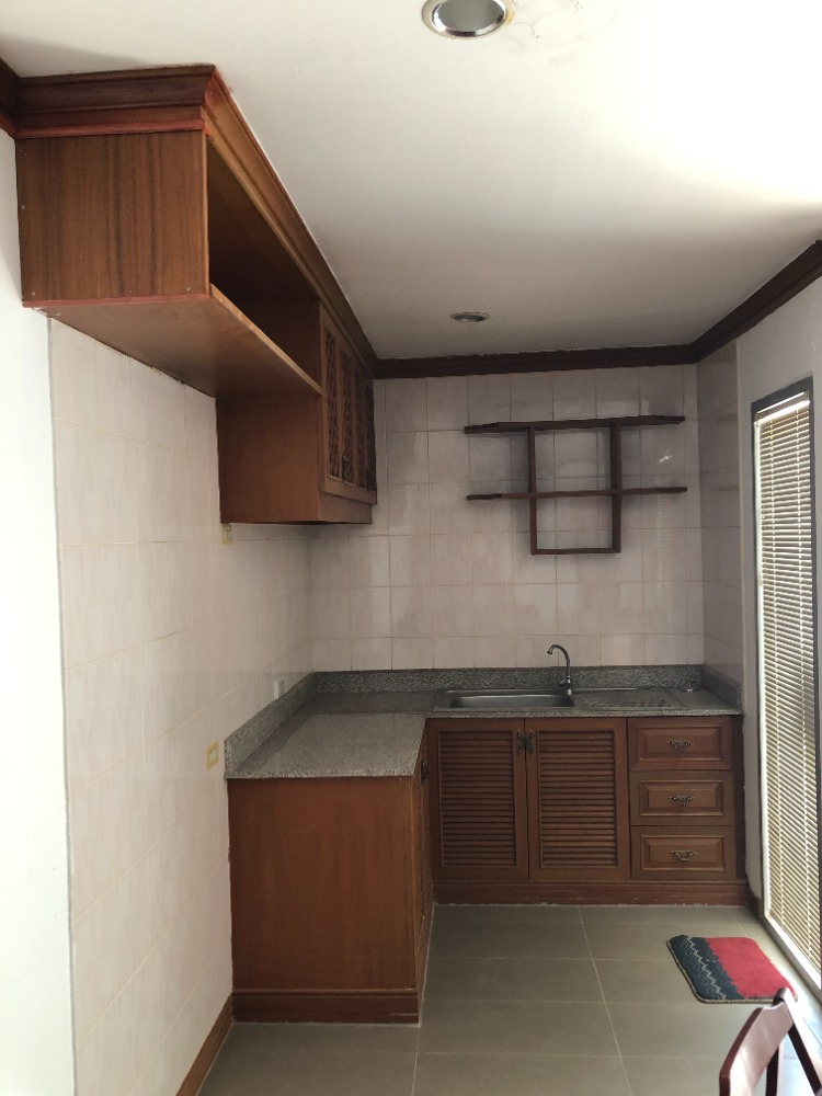 Baan Kasemsan 1 (บ้าน เกษมสันต์ 1)