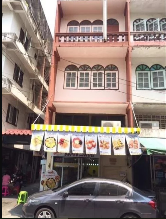 อาคารพาณิชย์  ถนน อิสรภาพ 39 บางกอกน้อย จรัญสนิทวงศ์ 28  MRT ไฟฉาย