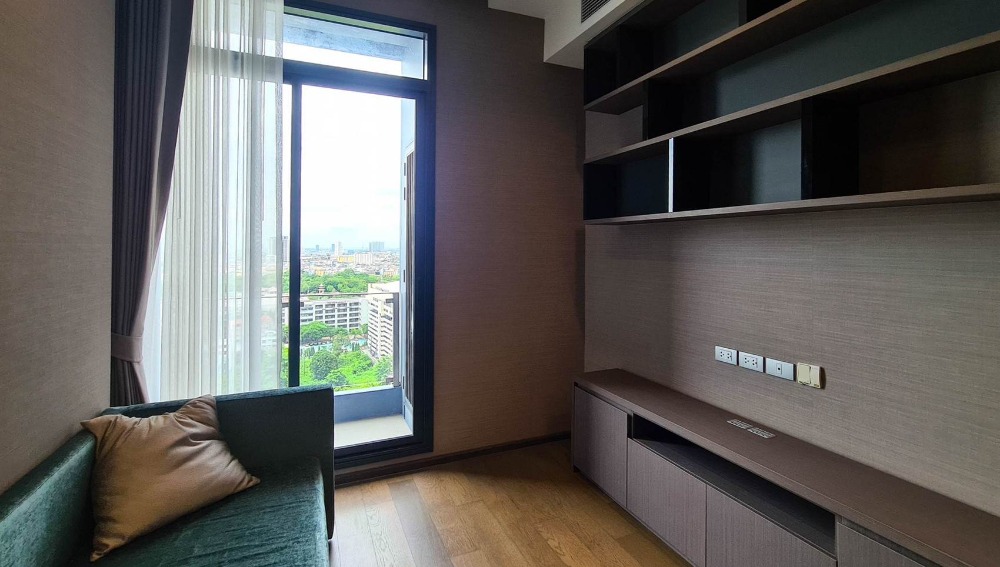 เดอะ ดิโพลแมท สาทร (The Diplomat Sathorn)