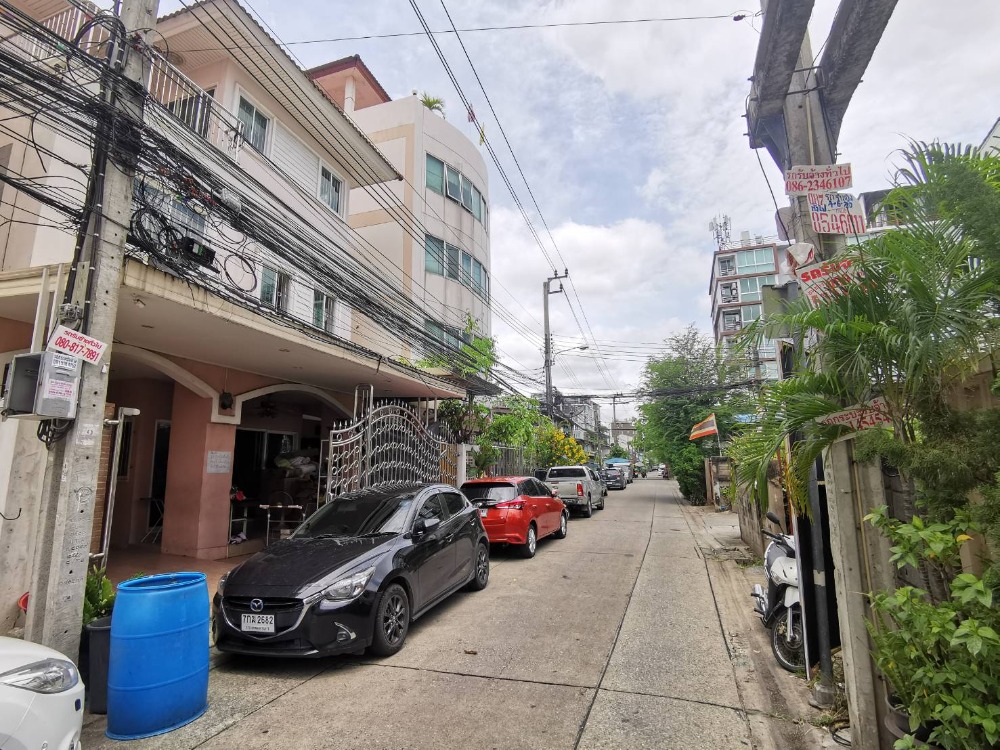 สุทธิสารวินิจฉัย  mrt สุทธิสาร ลาดพร้าว 48 ห้วยขวาง