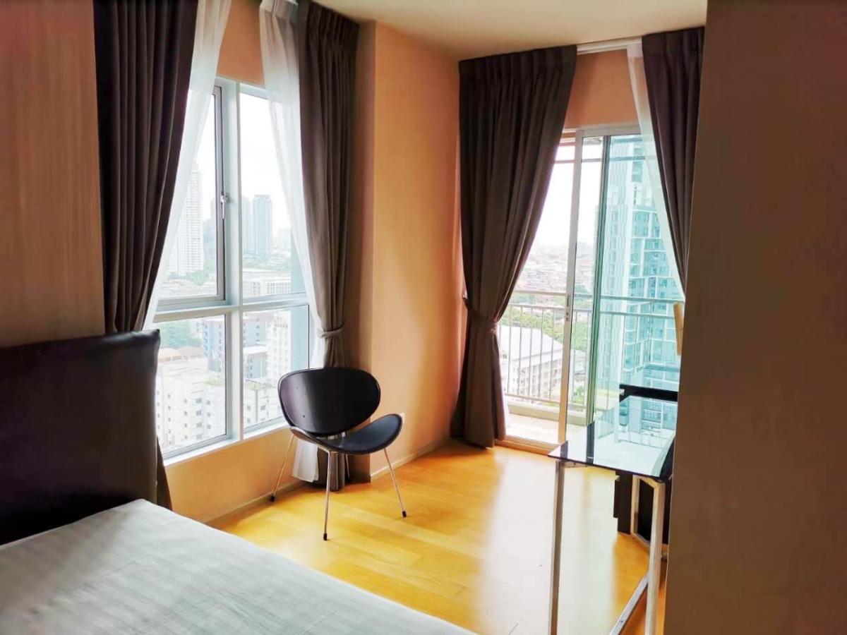 ขายคอนโด Hive Sathorn 