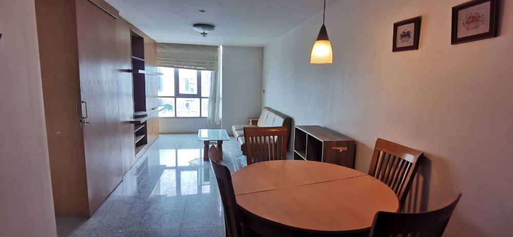 Noble House Phayathai (โนเบิล เฮ้าส์ พญาไท)