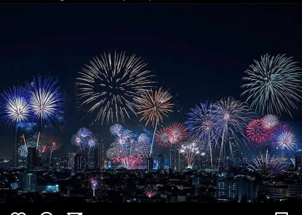The Parkland Grand Taksin (เดอะ พาร์คแลนด์ แกรนด์ ตากสิน)