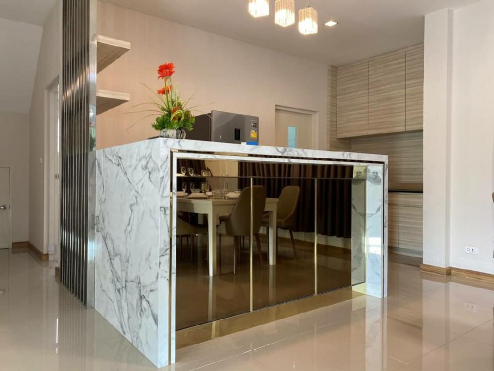 Casa Premium On Nut-Wongwaen (คาซ่า พรีเมี่ยม อ่อนนุช-วงแหวน)