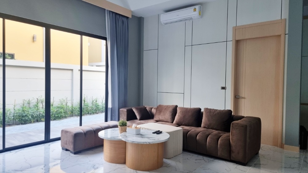 พูลวิลล่า พัทยา พร้อมเข้าอยู่ ทุ่งกลมตาลหมัน