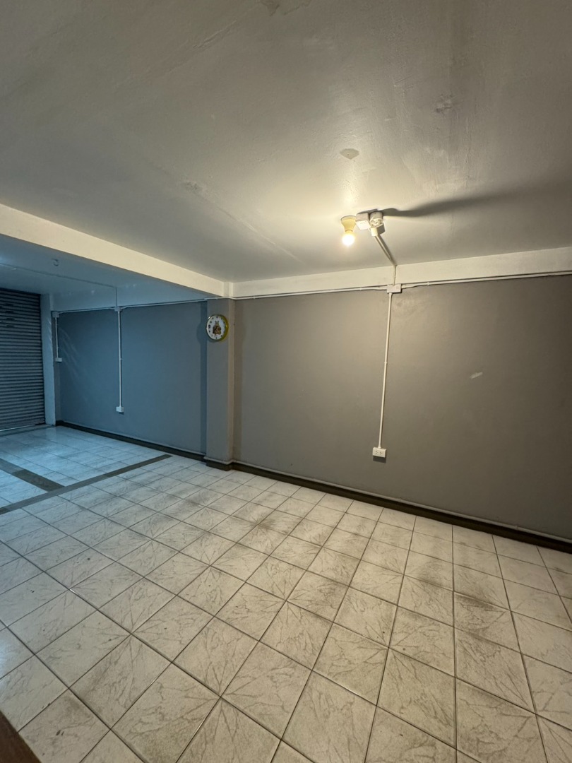 วิวแม่น้ำเจ้าพระยา ติดถนนใหญ่ เช่าอาคารพาณิชย์ ถนนเจริญนคร ใกล้ ซอย เจริญนคร 63 