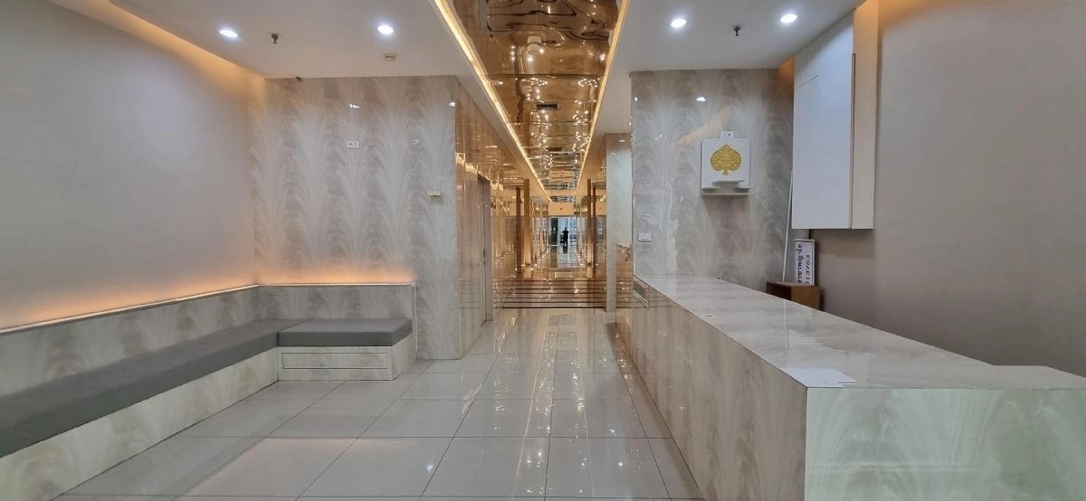 เช่าพื้นที่พาณิชย์ ทำเลดี ติดถนน ใกล้ bts ราชเทวี อยู่ในคอนโด