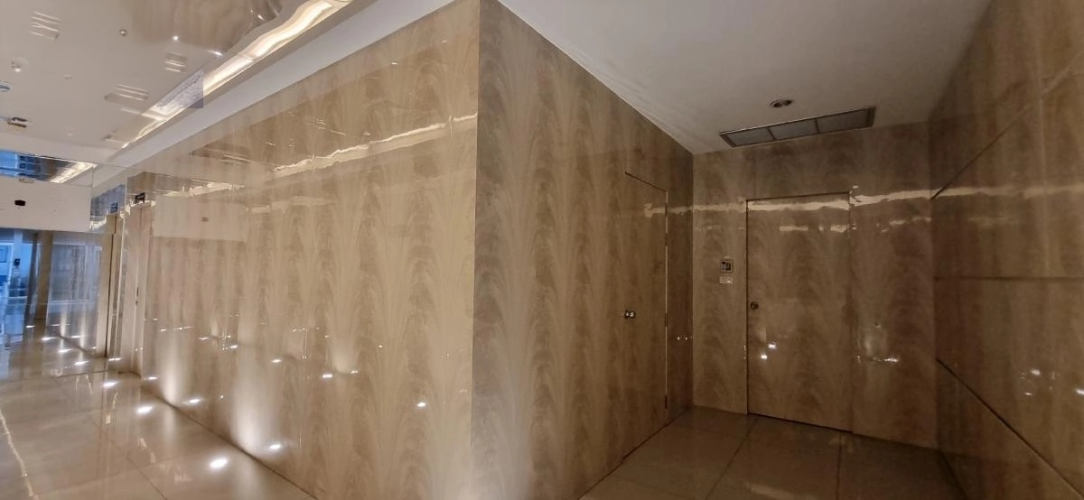 เช่าพื้นที่พาณิชย์ ทำเลดี ติดถนน ใกล้ bts ราชเทวี อยู่ในคอนโด