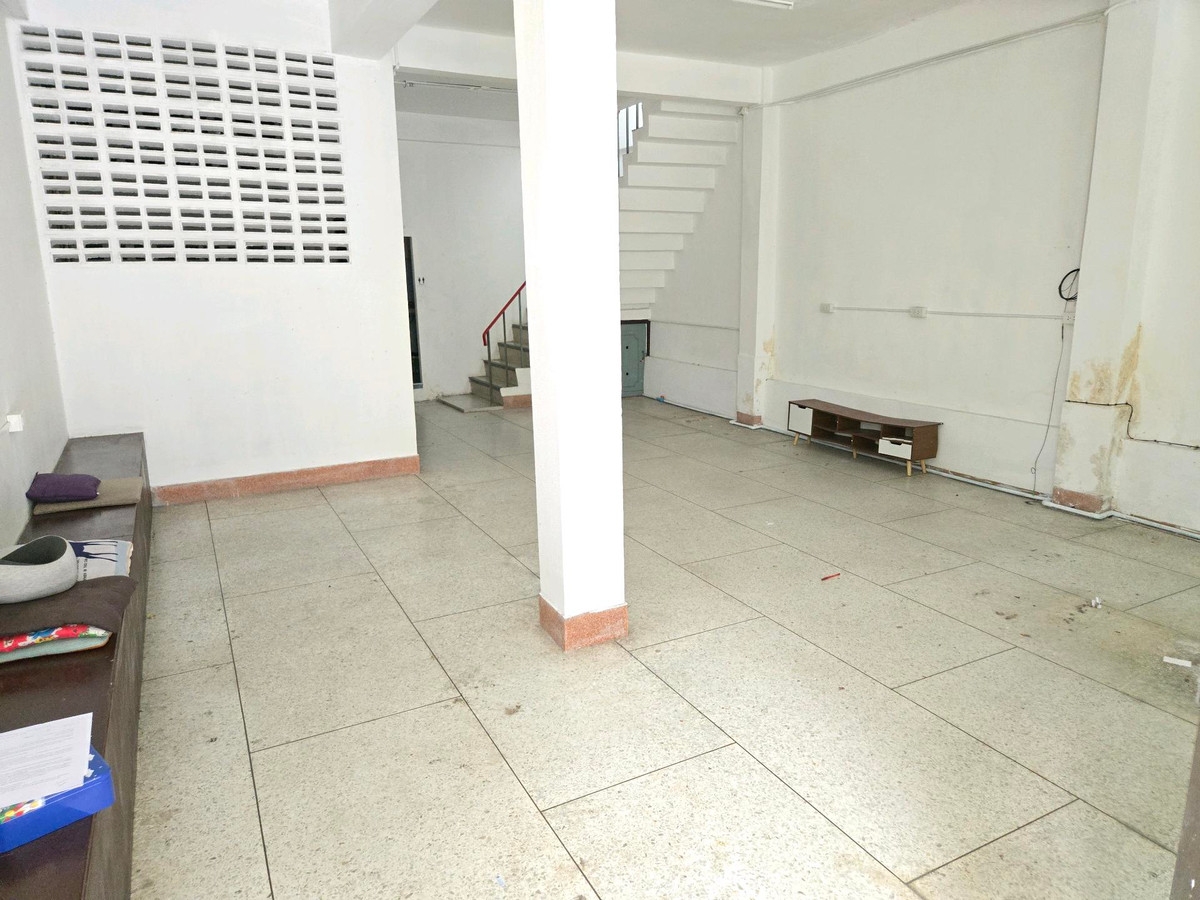 เช่าตึกแถว อาคารพาณิชย์ สีลม ซอยพิพัฒน์ 2