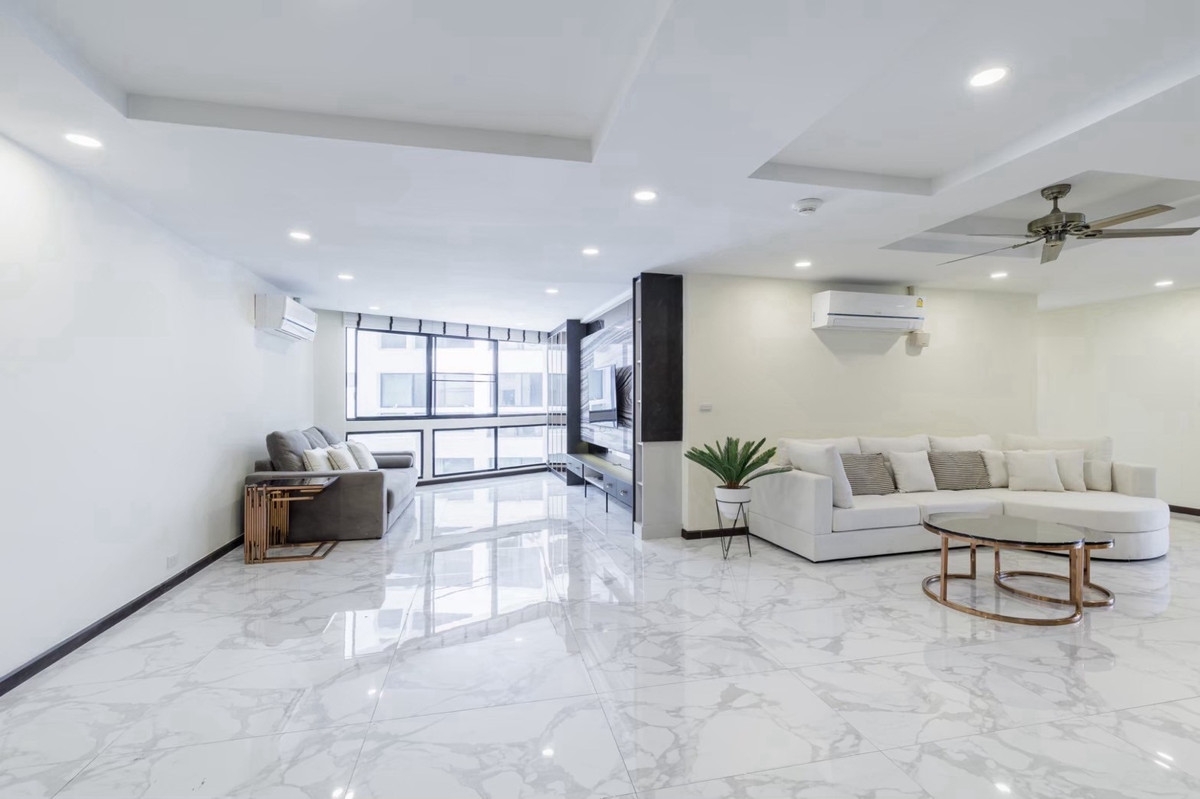 อนุญาตให้เลี้ยงสัตว์ได้  President Park (เพรสิเด้นท์ พาร์ค) อาคารโอ๊ค