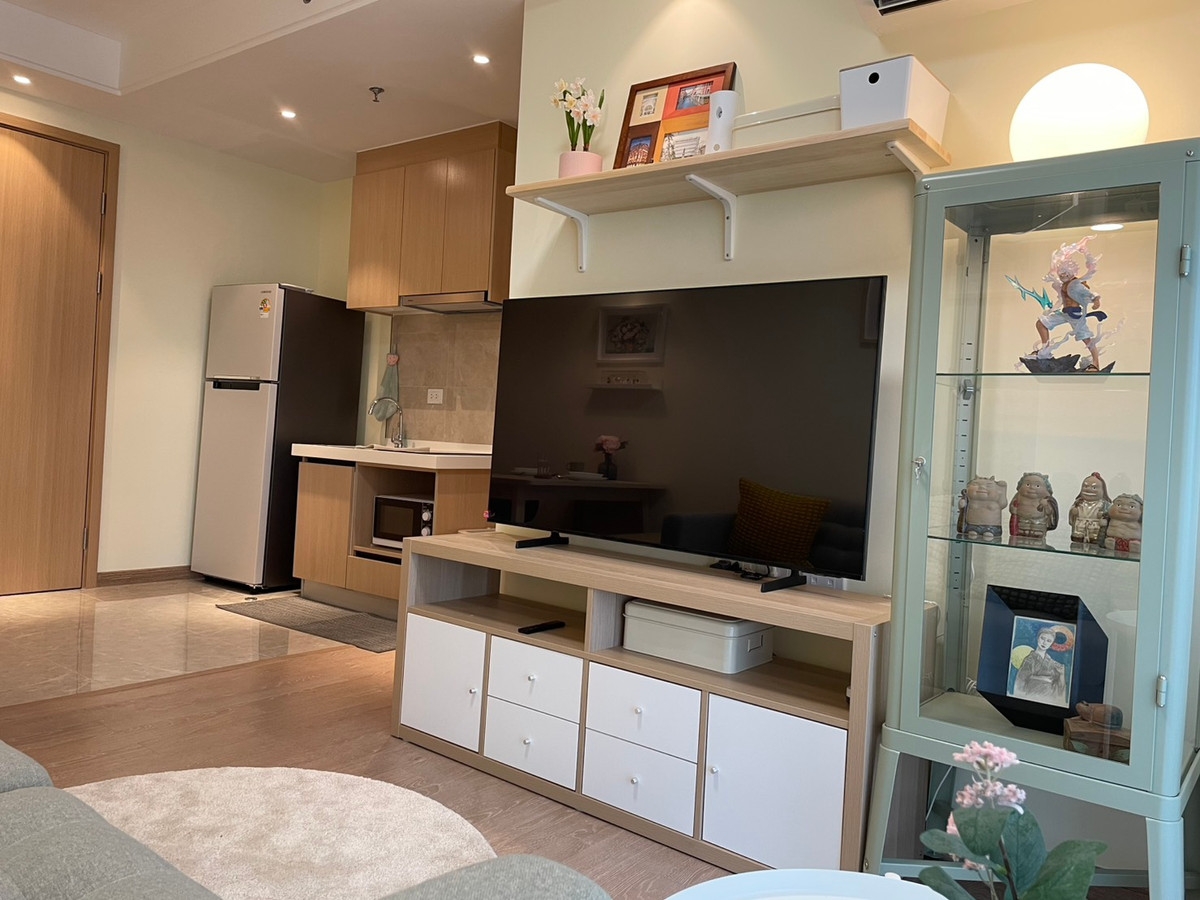 Regal Sathon - Naradhiwas (รีเกิล สาทร - นราธิวาส)   ขนาด 33 ตารางเมตร