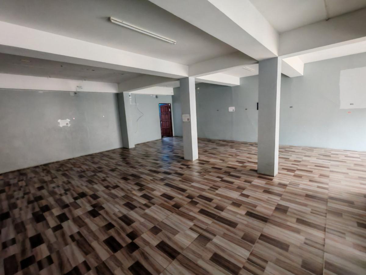 ชั้น1 เหมาะทำร้านค้า ใกล้รถไฟฟ้า เพลินจิต 700 เมตร เช่าตึกแถว 2คูหา ถนน วิทยุ ติด All Seasons Place