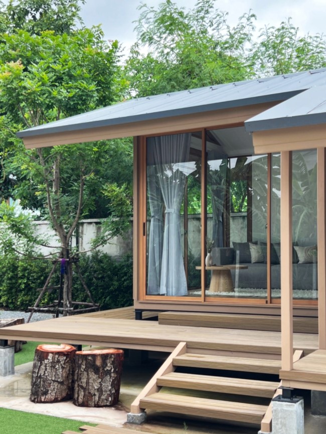 บ้านสำเร็จรูป โมดูลาร์ ห้องสตูดิโอ พร้อมห้องน้ำและระเบียงในตัว