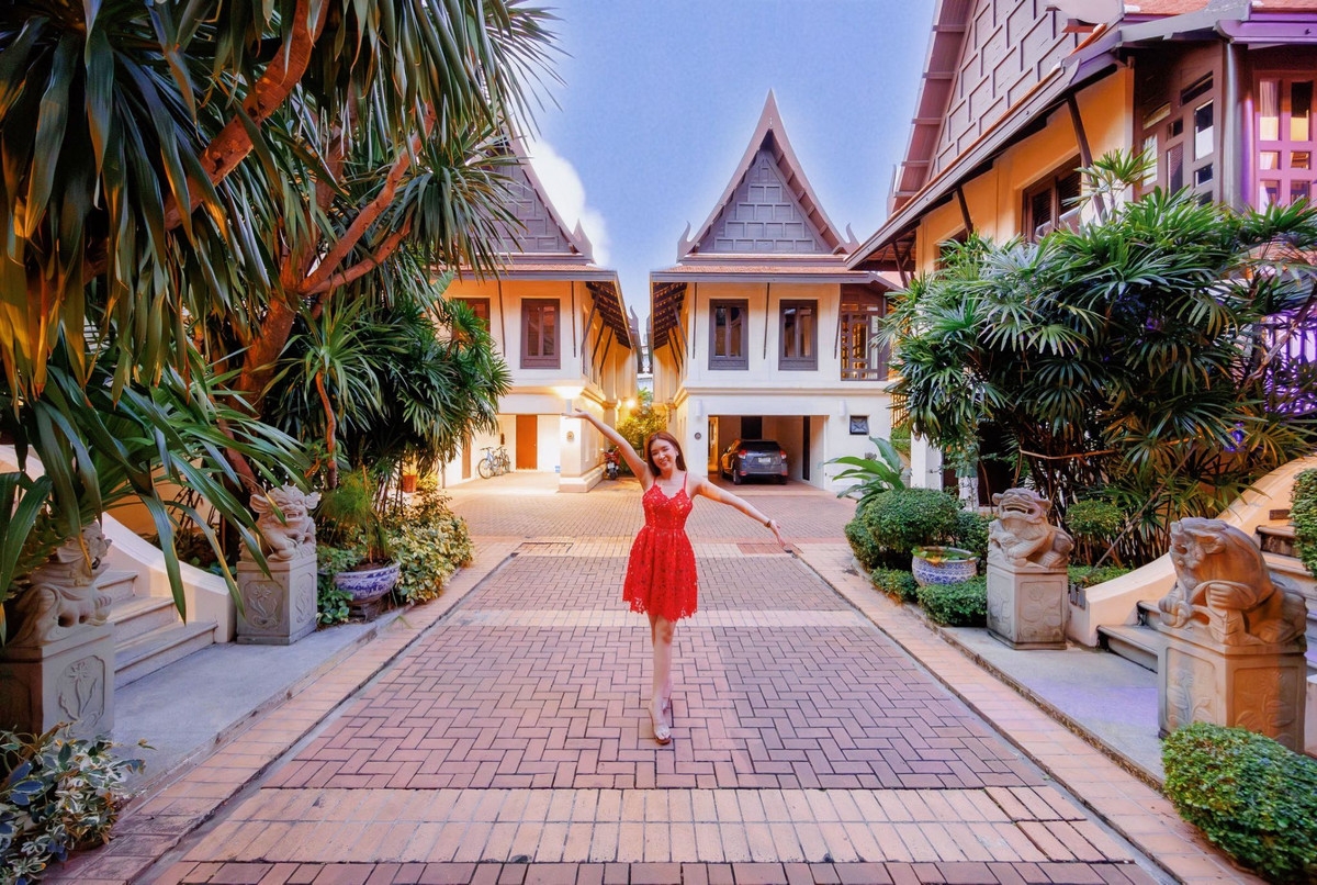 เช่าบ้าน เอกมัย มีสระว่ายน้ำในตัว