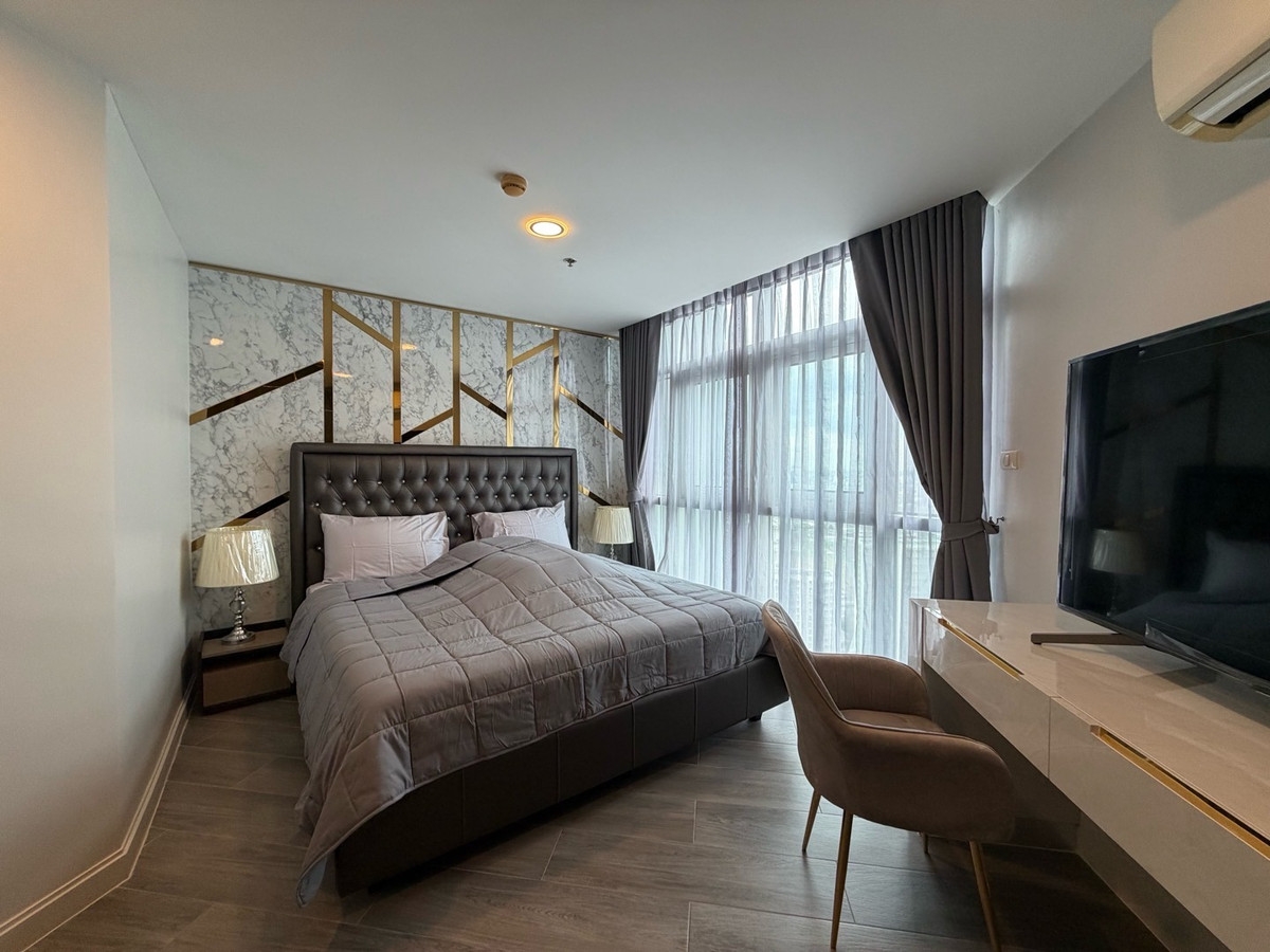 Duplex 2 ชั้น Belle Grand Rama 9 (Belle Avenue) (เบล แกรนด์ พระราม 9 (เบล อเวนิว))