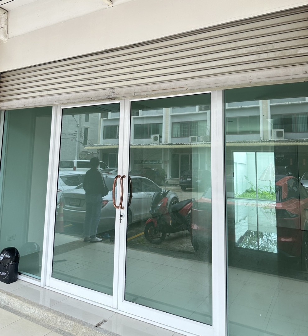 Silk Suksawat ซิลค์ สุขสวัสดิ์    4 ชั้น 4ห้องนอน  4 ห้องน้ำ 