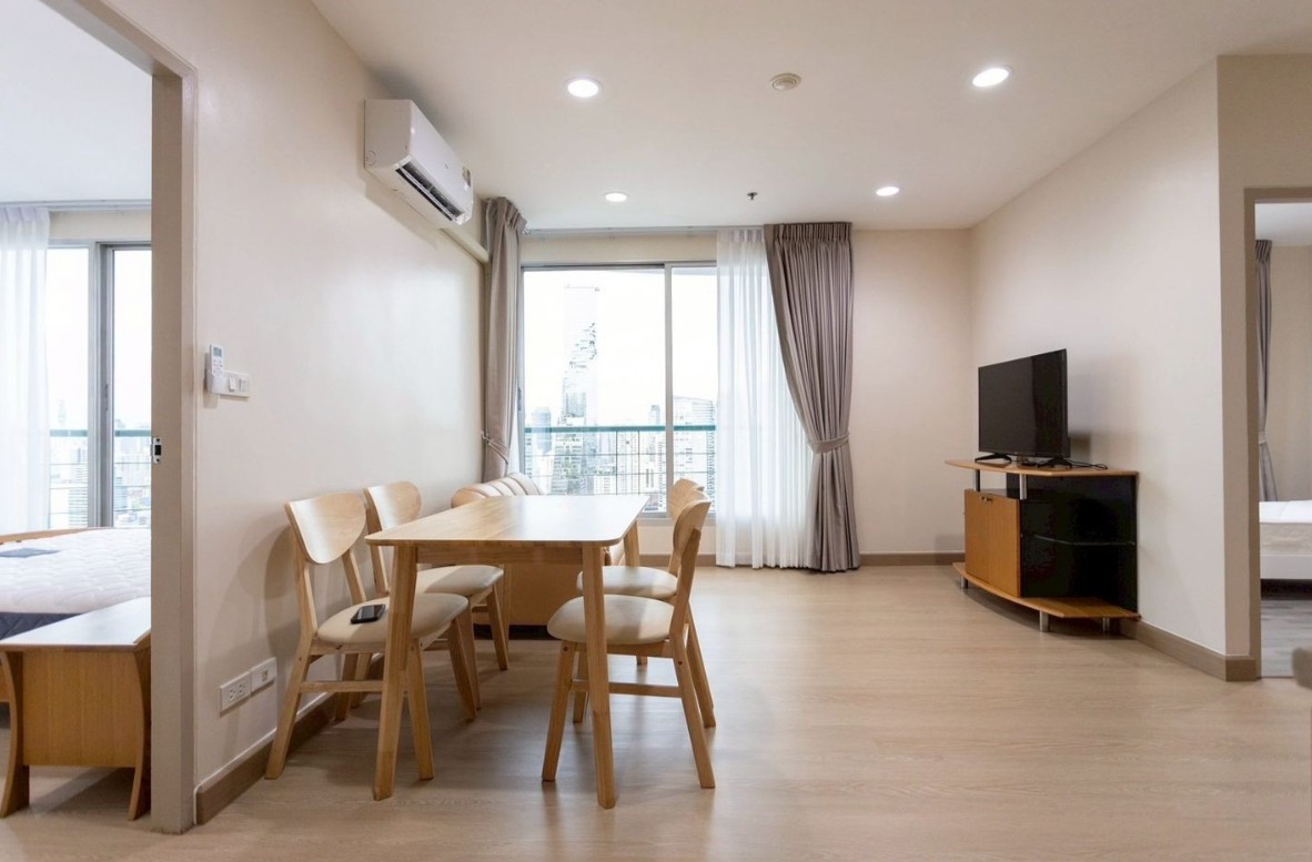 สาทรเฮ้าส์ (Sathorn House) ติด BTS สุรศักดิ์ วิวสวนลุมพินี,