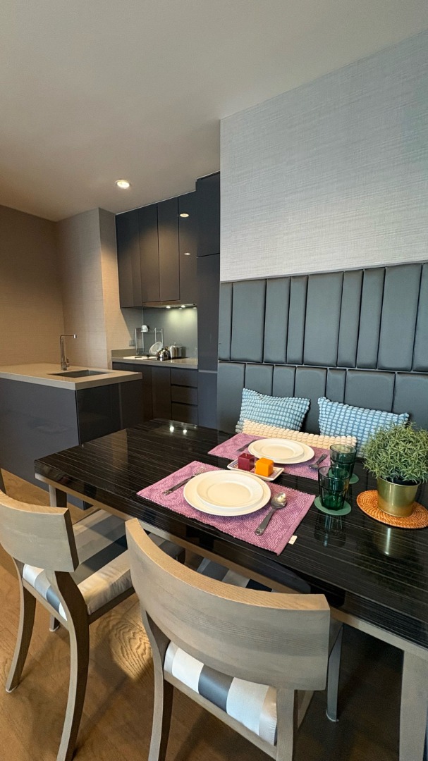 The Diplomat Sathorn ไม่บล็อกวิว ชั้นสูง บรรยากาศดี โปร่งสบาย