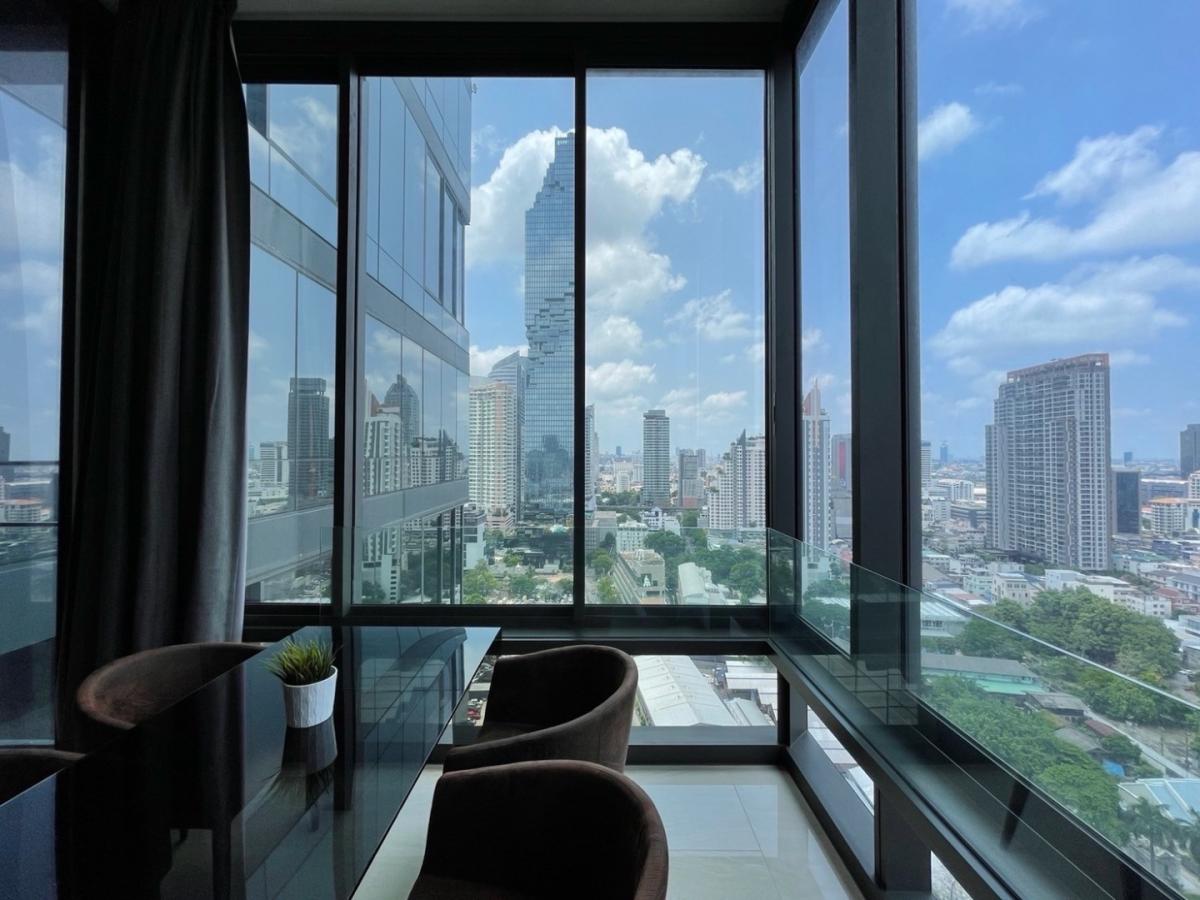 Ashton Silom แอชตัน สีลม วิวตึกมหานคร