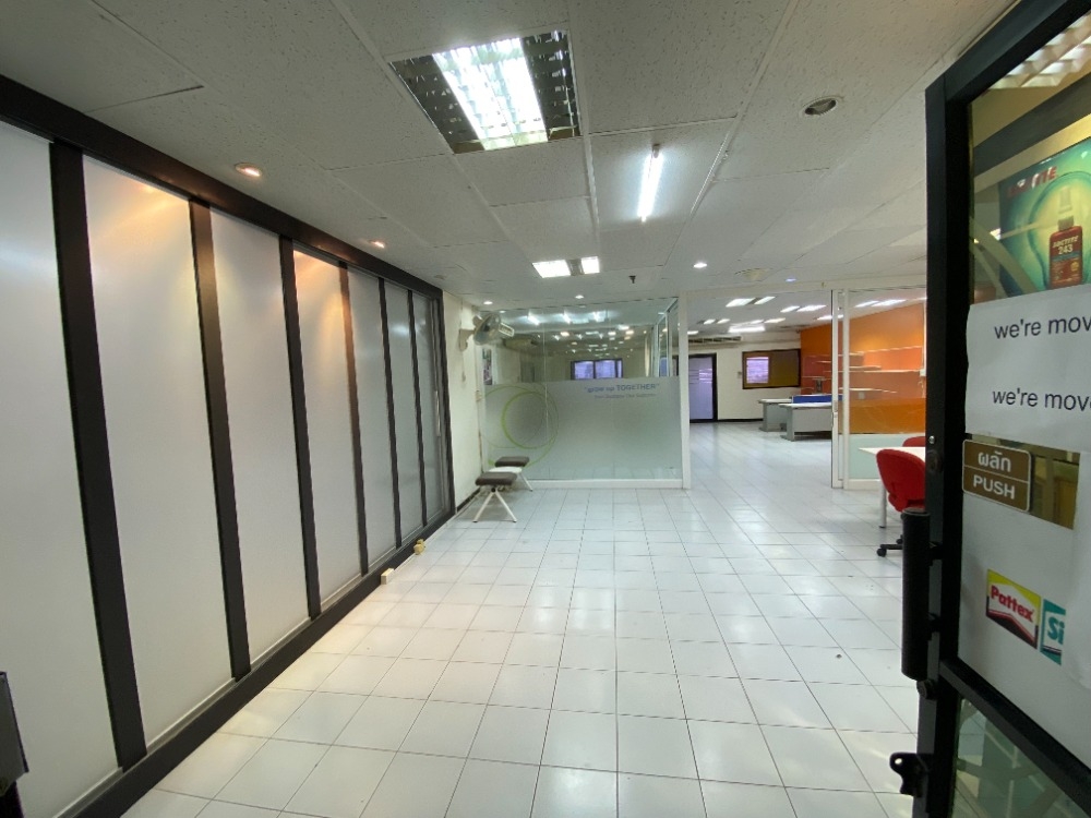 ออฟฟิศ บางนา country complex