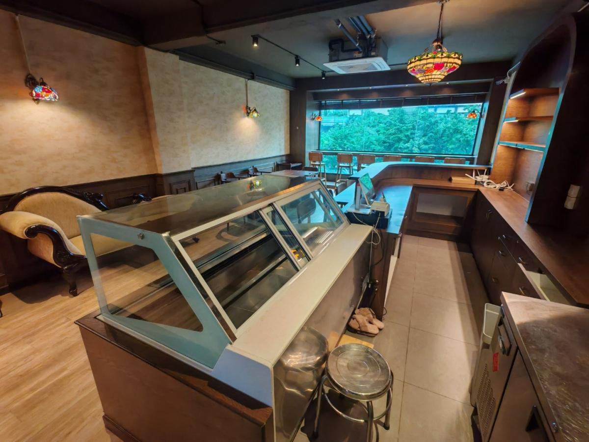 เช่าตึกแถว อาคารพาณิชย์ สีลม สาทร นราธิวาส bts ช่องนนทรี