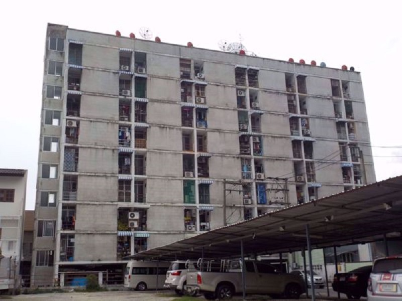 Mono-Place-Condominium